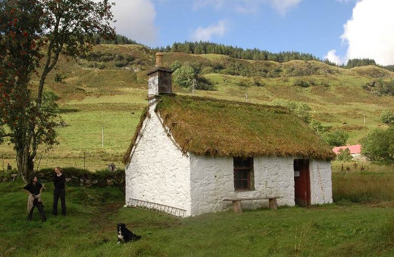 thatching a roof